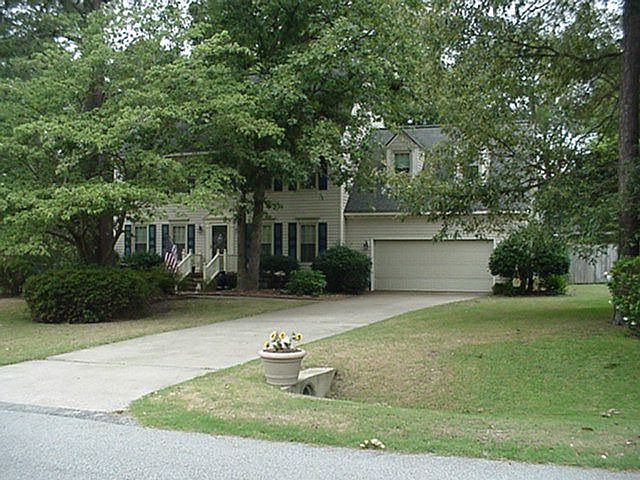 1st image of 110 S Marion Dr