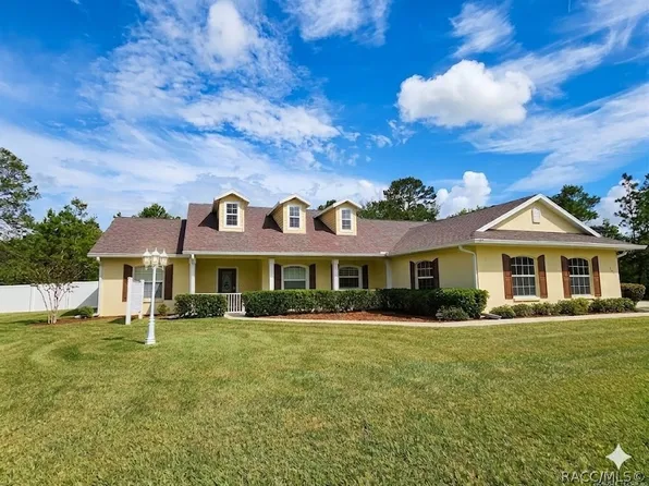6371 N Mead Ter, Citrus Springs, FL 34433