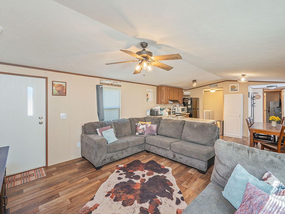 1st image of 1424 Ef Sanford Rd