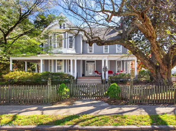 315 W Church Street, Elizabeth City, NC 27909