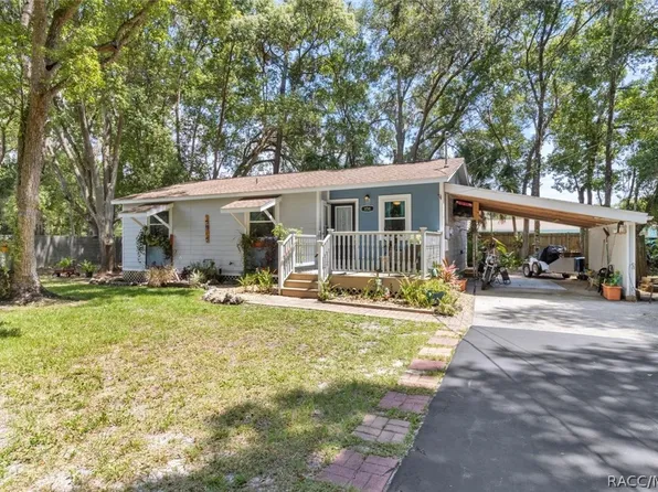 656 NE 11th St, Crystal River, FL 34428