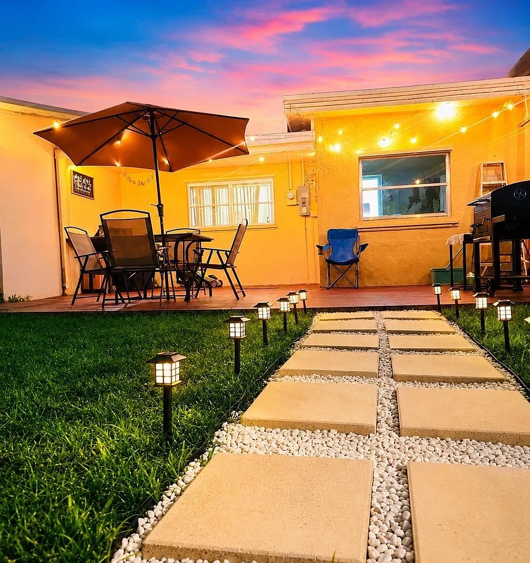 2 bed, 2.0 bath, 936 sqft, $2,900 — Photo 2