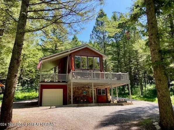 174 Redwood Rd, Star Valley Ranch, WY 83127