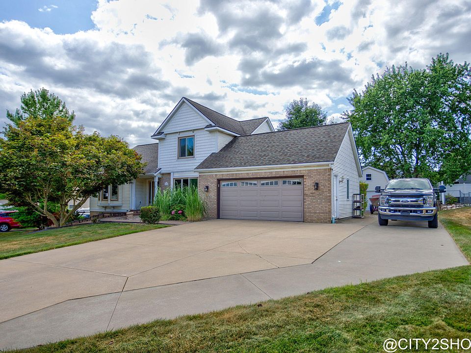 1st image of 6719 Crown Point Dr