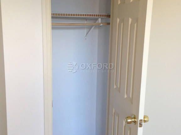 5th image of 2128 31st Ave APT 3F