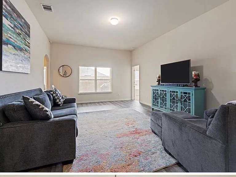 19917 Wt Gallaway St — Photo 3