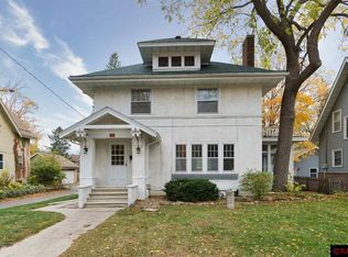 818 Baker Ave, Mankato, MN 56001