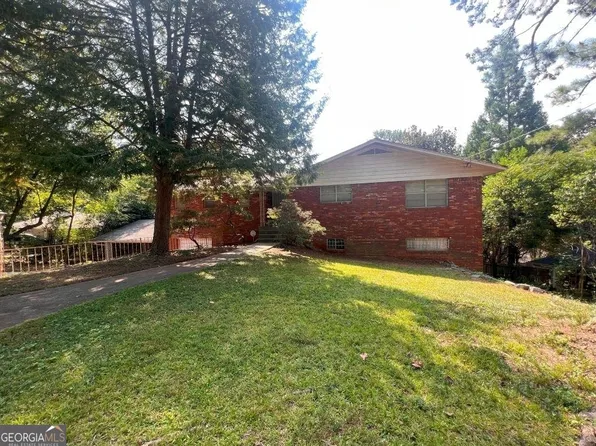 1679 Oak Ln, Atlanta, GA 30329