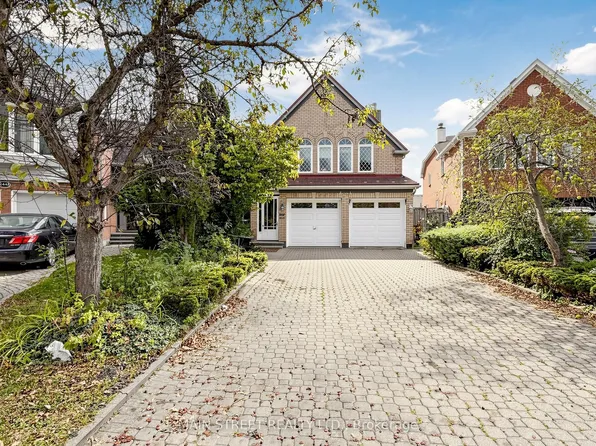 2441 Willowburne Dr, Mississauga, ON L5M 5G1