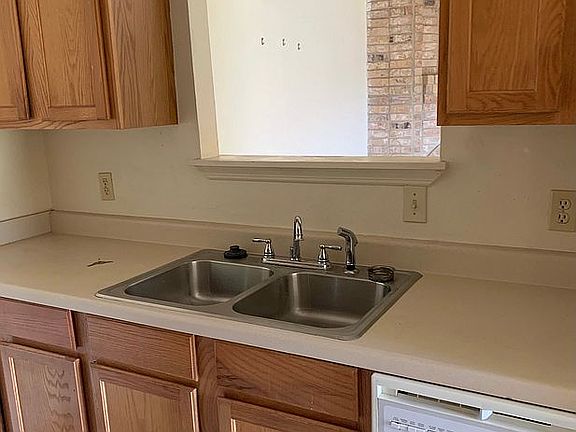 5th image of 4012 Peperport Dr