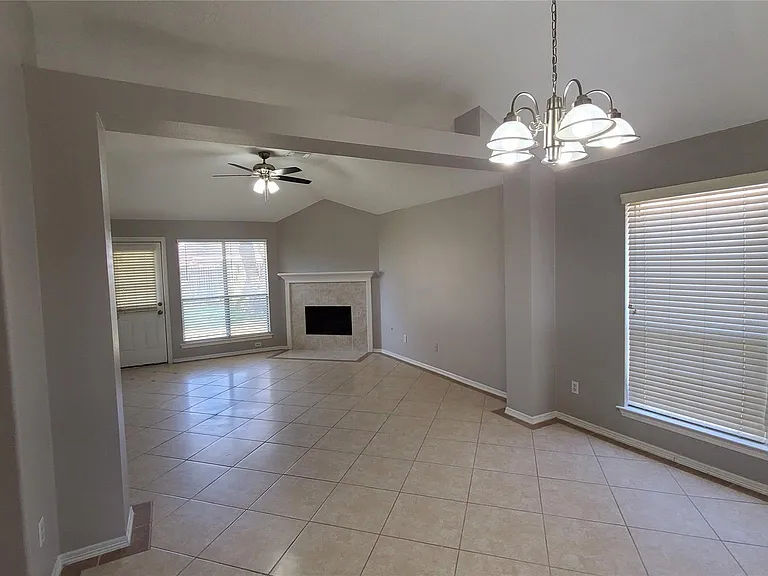 21114 Stoney Haven Dr — Photo 5
