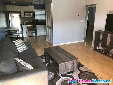 1st image of 310 W Earl Dr #204