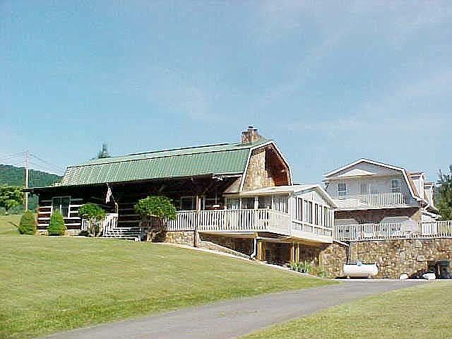 3771 Cherokee Rd.
