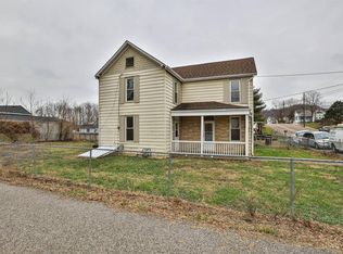 105 Hooven Ave, Hooven, OH 45033