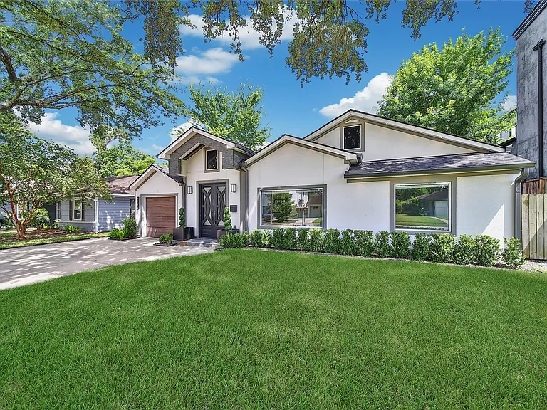 2206 Saxon Dr — Photo 45