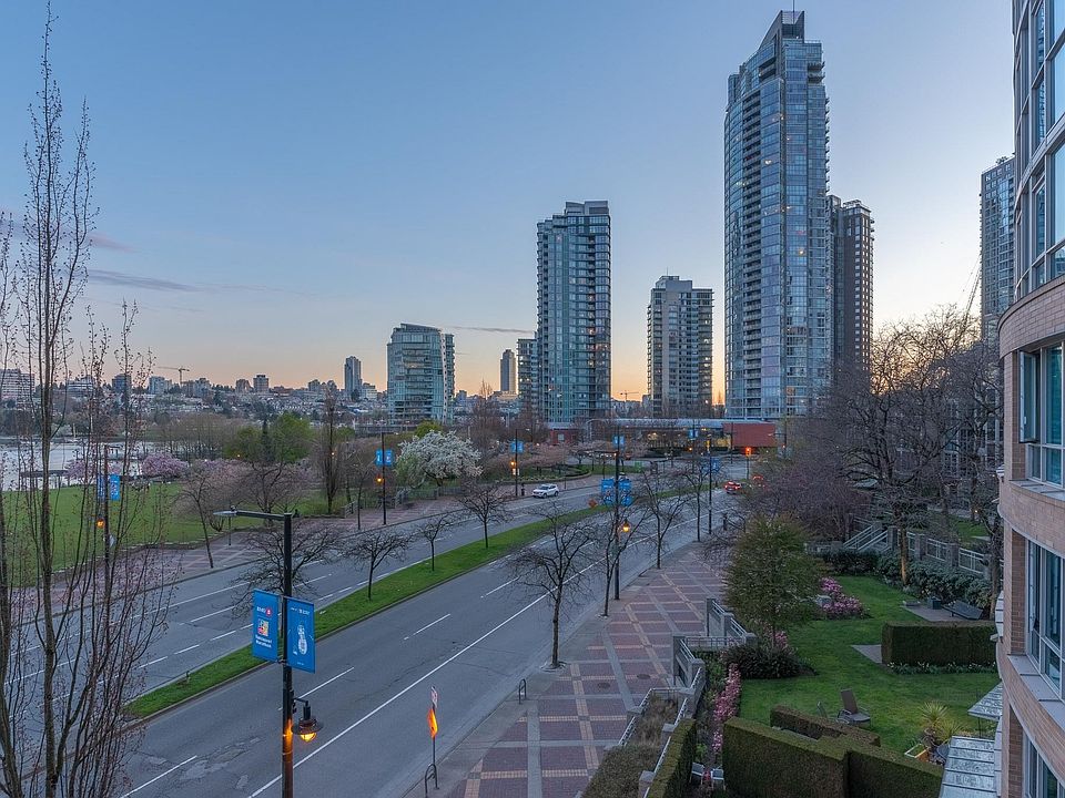 1st image of 388 Drake St #505