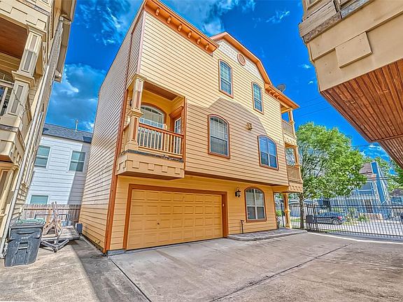 2nd image of 931 W 25th St Unit A