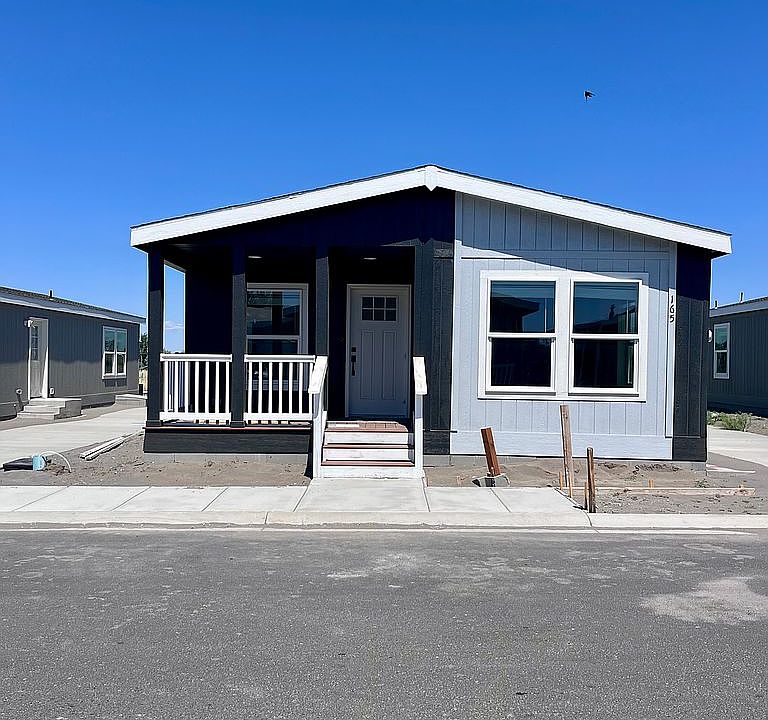 1st image of 845 E Diagonal Rd #165