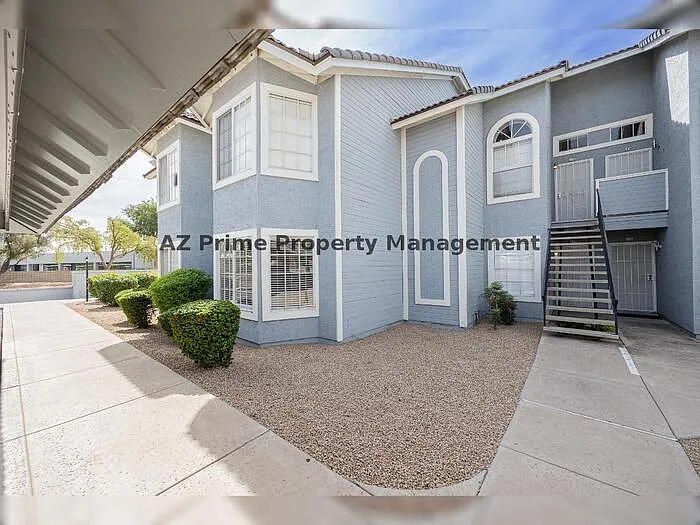 2 bed, 2.0 bath, 1079 sqft, $1,595 — Photo 1