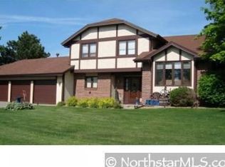 7260 Polaris Ln N, Maple Grove, MN 55311