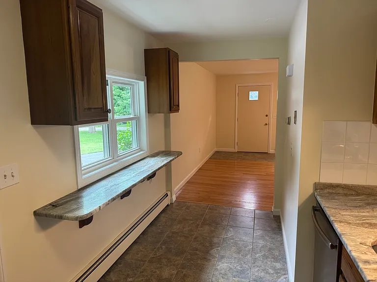 70 Broad Meadow Dr — Photo 4