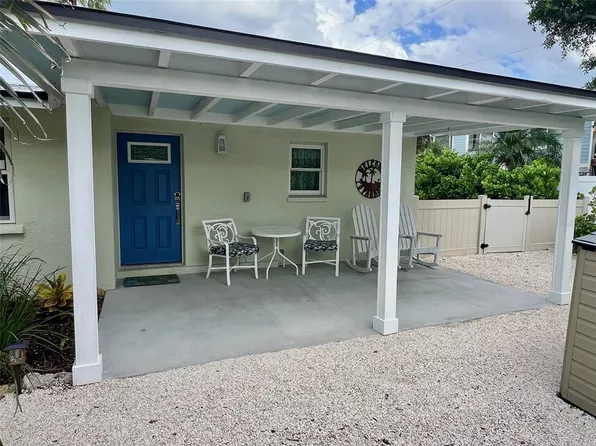 311 63rd St, Holmes Beach, FL 34217