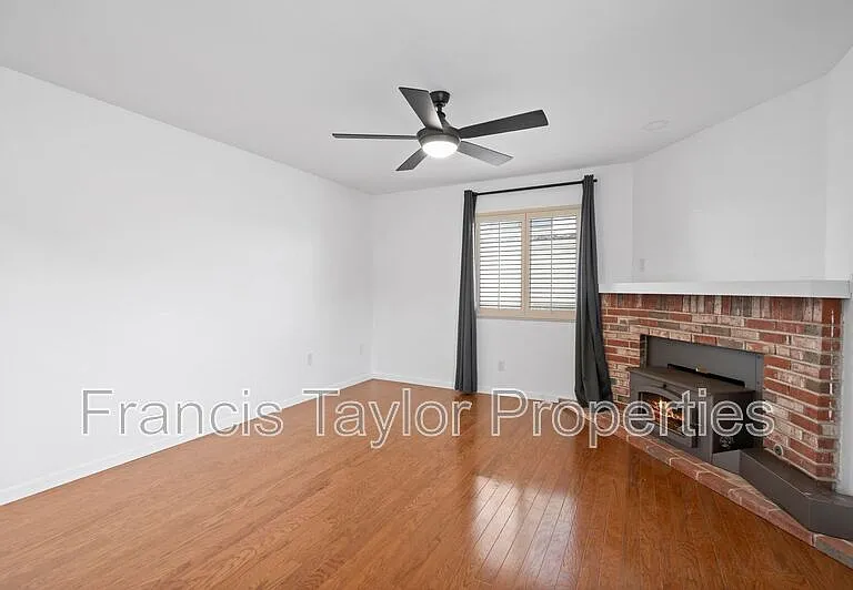 1080 Circle Dr — Photo 14