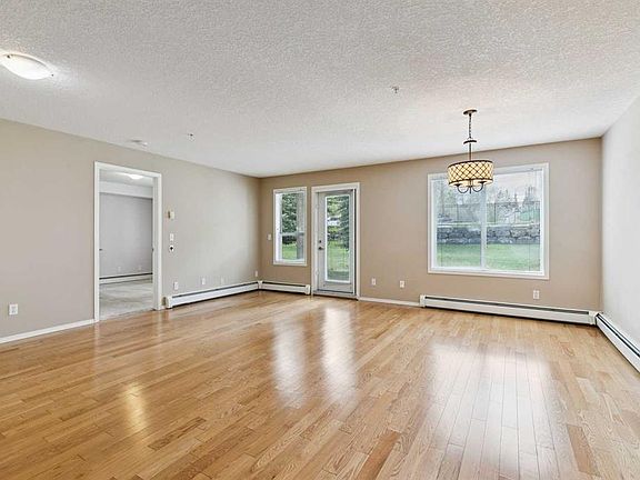 5th image of 550 NE Prominence Rise SW #120
