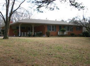 2100 N Royal St, Jackson, TN 38305