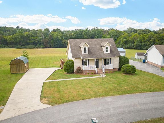 4th image of 213 Edgeview Dr