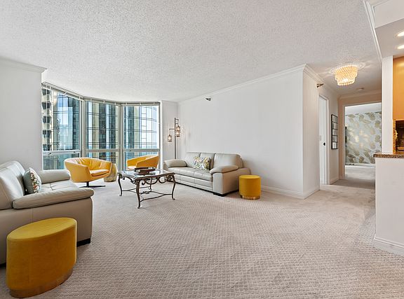 2nd image of 95 N Harbor Dr #3301