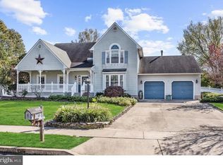512 Macintosh Dr, Mullica Hill, NJ 08062
