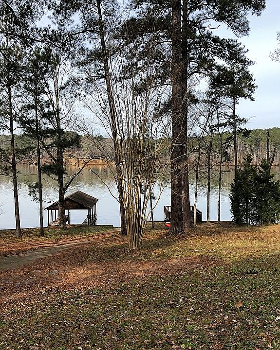 2nd image of 1748 Quail Hollow Dr