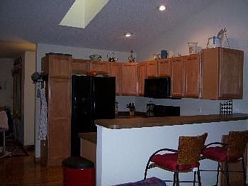 5th image of 466 Cottonwood Ln
