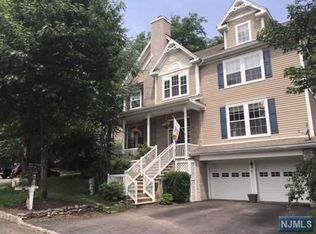 39 Sky Top Rdg, Oakland, NJ 07436