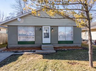 2036 Jethro Ave, Zion, IL 60099