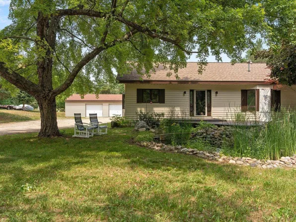 7178 Lynn Rd, Bellaire, MI 49615