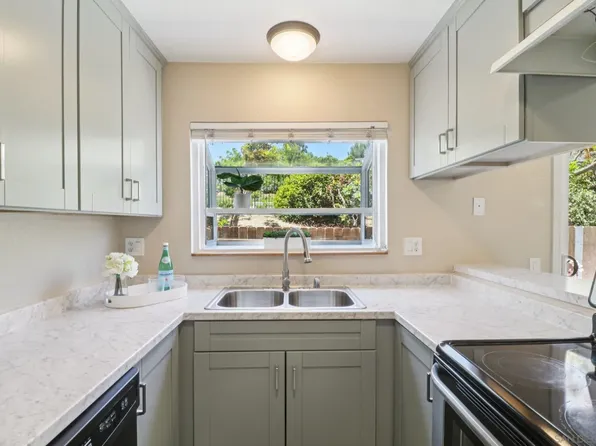 5890 Reo Ter Unit C, San Diego, CA 92139