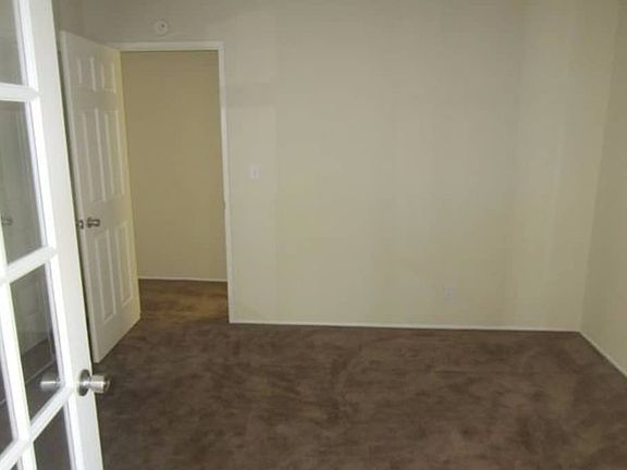 4th image of 25840 Fisher St