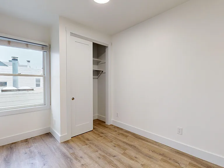 3201 Octavia St #304 — Photo 11