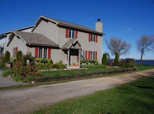 6980 Grignon Rd, Winneconne, WI 54986