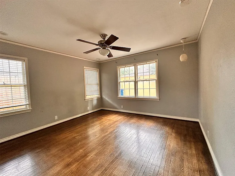 2222 Carnes St — Photo 38