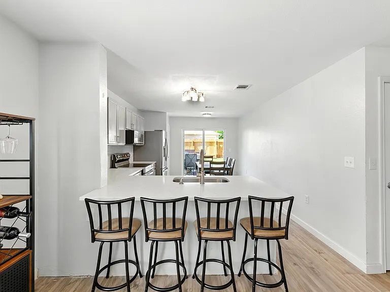 5307 Apple Orchard Ln — Photo 8