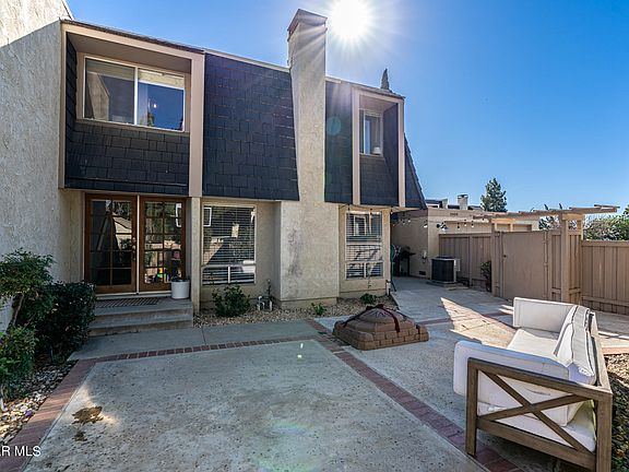 3rd image of 2988 Dogwood Cir