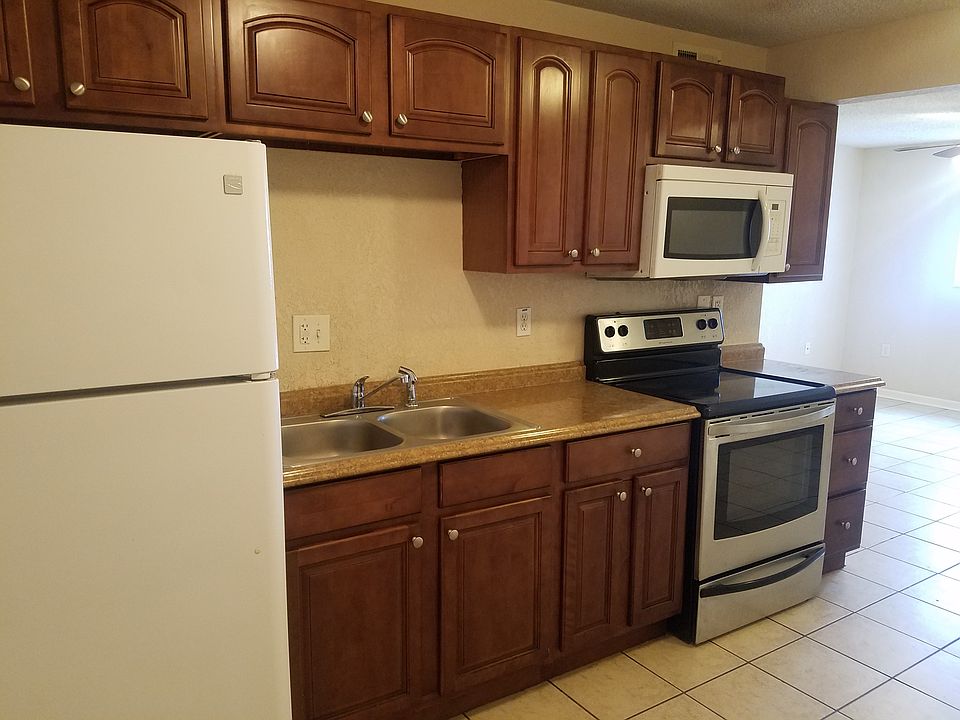 1st image of 1704 N 25th St APT A