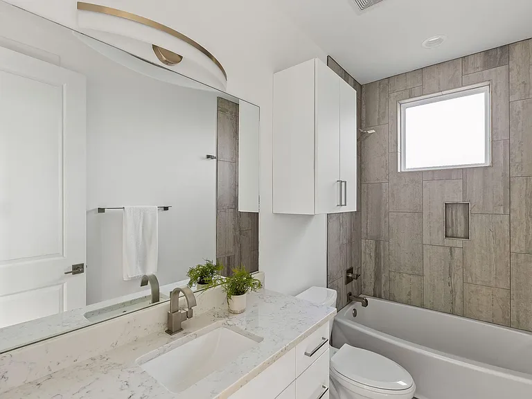 1182 Oakgrove Ave #A — Photo 23
