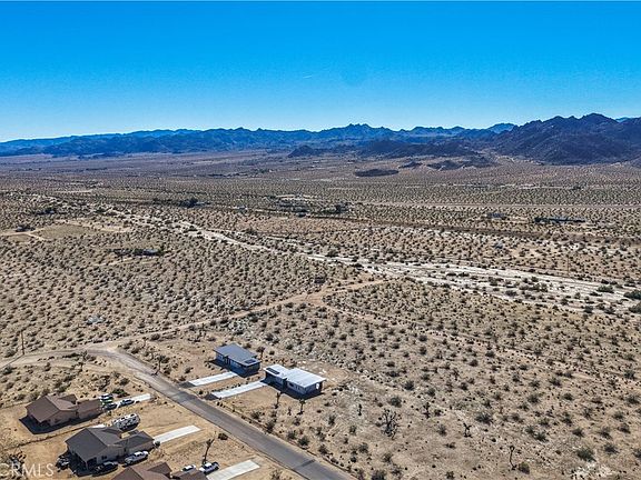 4th image of 62439 Crestview Dr Lot 25