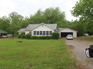 214 Rosston Rd, Prescott, AR 71857