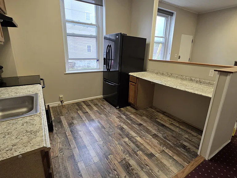 14 S State St #101 — Photo 1