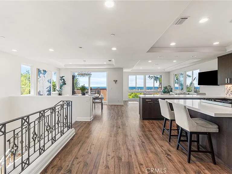 709 N Lucia Ave #B — Photo 4